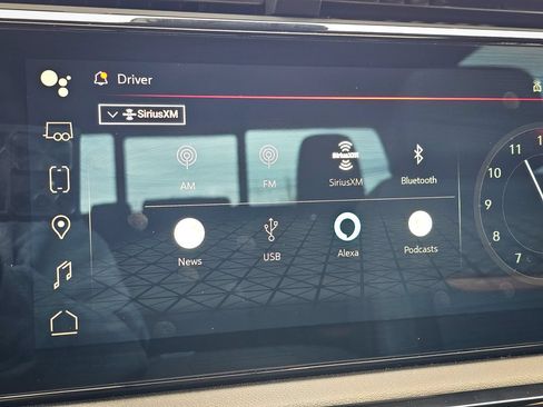 Used 2024 GMC Sierra 1500 AT4 w/ Technology Package AWD/4WD image 30