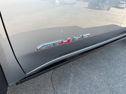 Used 2026 GMC Sierra 2500 AT4 w/ Technology Package image 6