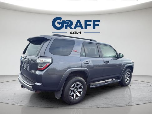 Used 2020 Toyota 4Runner TRD Off-Road Premium w/ Moonroof Package AWD/4WD image 15