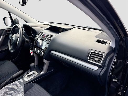 Used 2016 Subaru Forester 2.5i Premium w/ All-Weather Package image 27