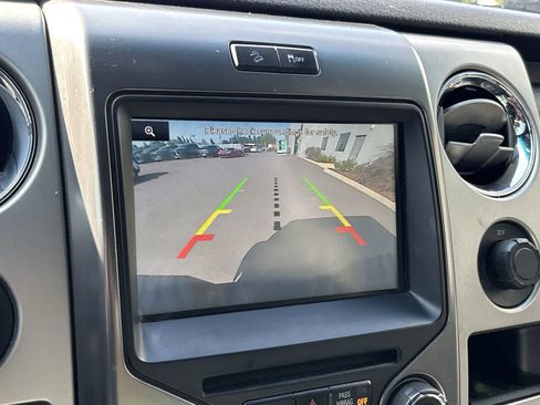 Used 2014 Ford F150 FX4 w/ Equipment Group 402A Luxury AWD/4WD image 19