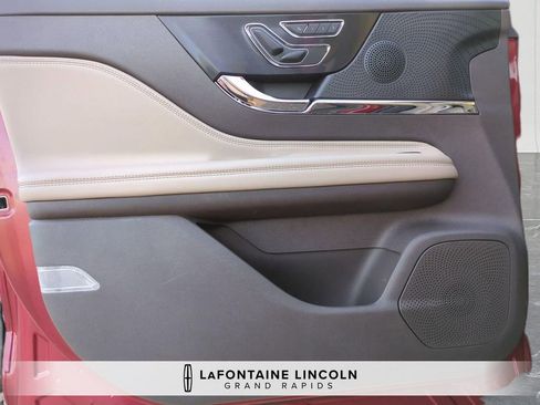 Certified 2023 Lincoln Corsair AWD w/ Equipment Group 101A image 14