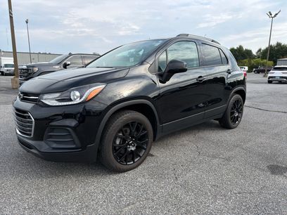 Used 2022 Chevrolet Trax LT w/ Midnight Edition