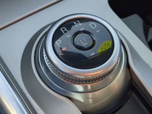 Used 2023 Ford Explorer Limited image 34