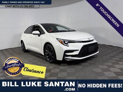 Used 2025 Toyota Corolla SE w/ Convenience Package