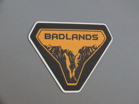 Used 2025 Ford Bronco Sport Badlands AWD/4WD image 6