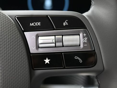 New 2025 Hyundai Ioniq 5 SEL image 25