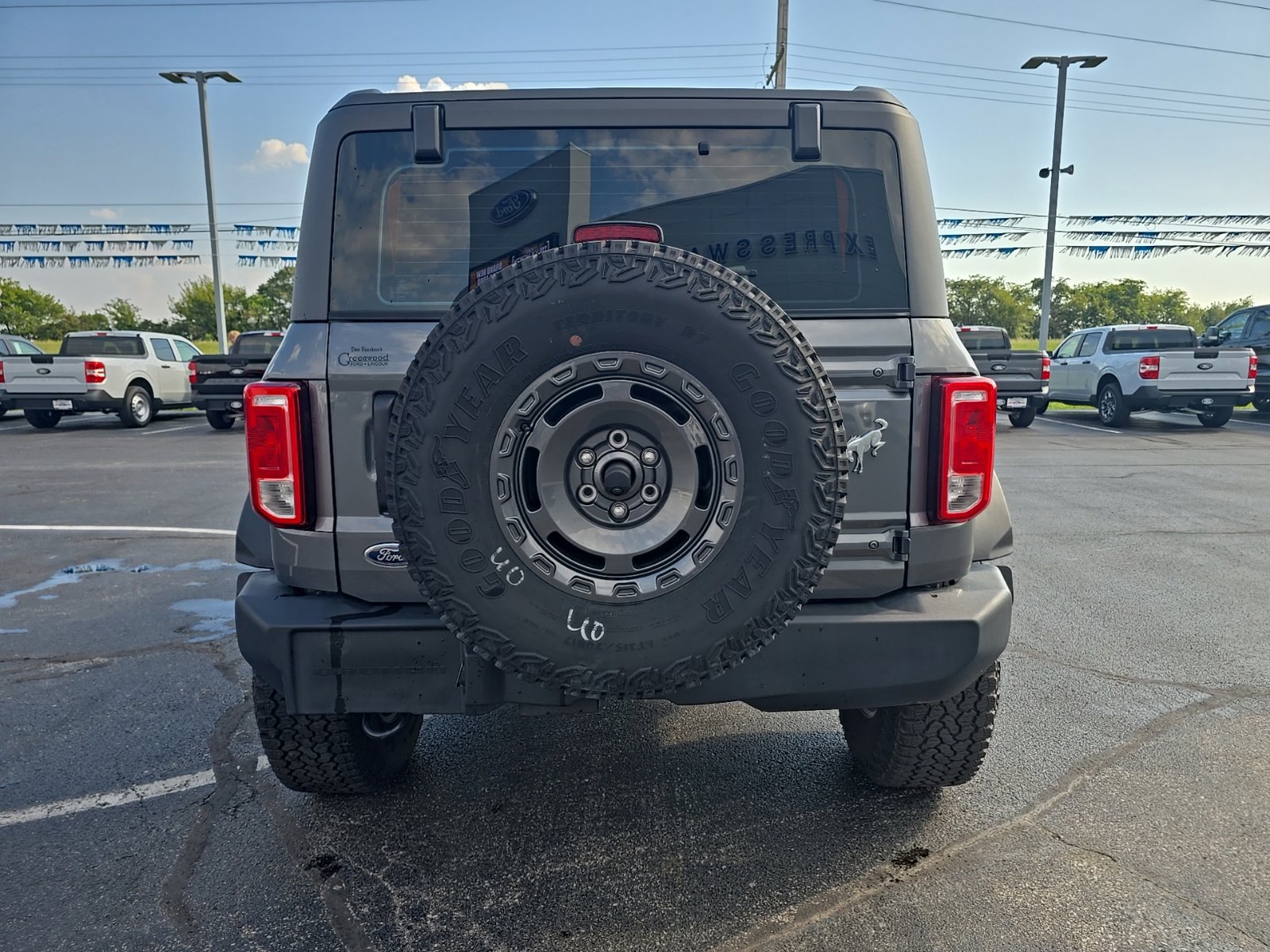 Used 2025 Ford Bronco 4-Door w/ Sasquatch Package AWD/4WD image 5