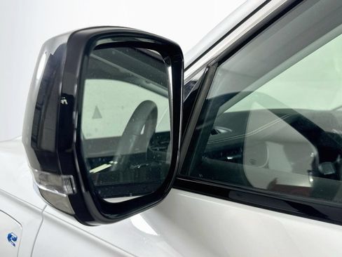 Used 2023 Jeep Grand Cherokee 4WD 4xe image 39
