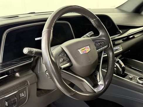Used 2021 Cadillac Escalade ESV Sport RWD image 18
