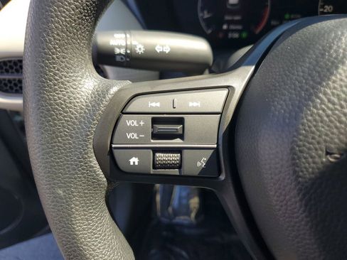 Certified 2026 Honda HR-V LX image 24