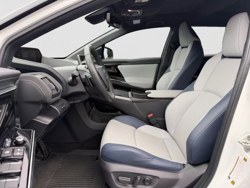 Certified 2023 Subaru Solterra AWD image 15
