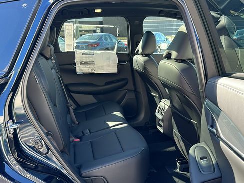 New 2025 INFINITI QX50 Sport image 10