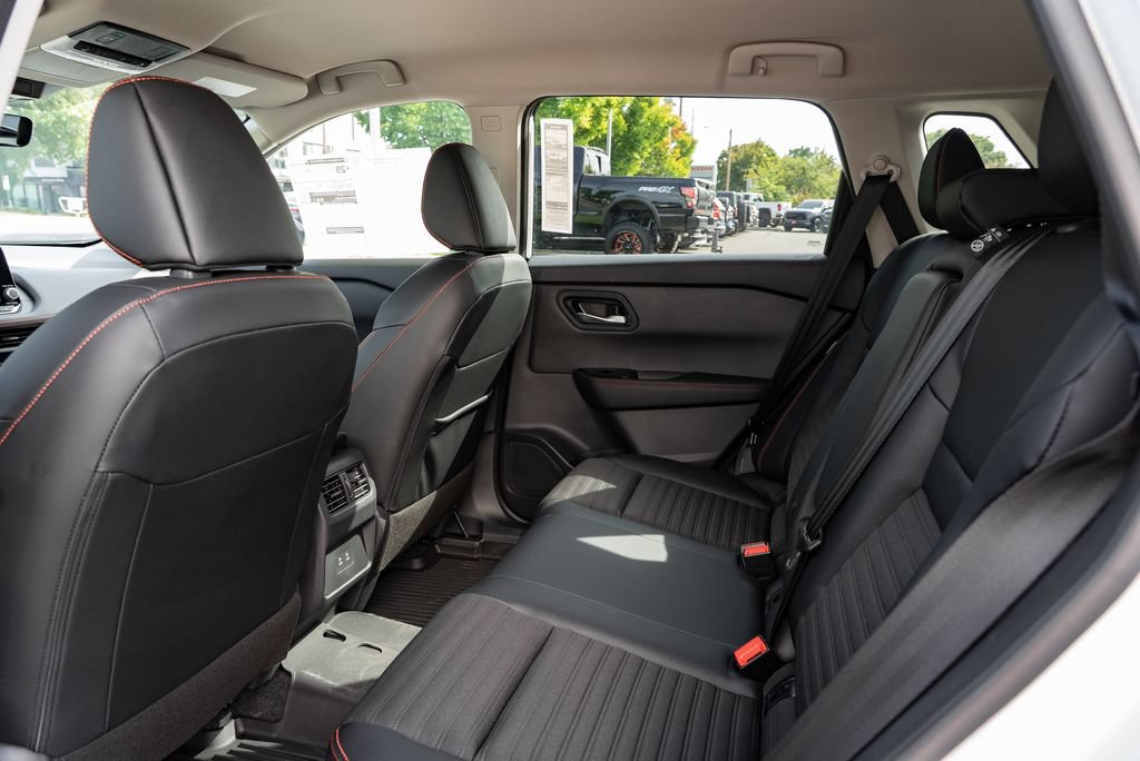 New 2026 Nissan Rogue SV AWD/4WD image 24