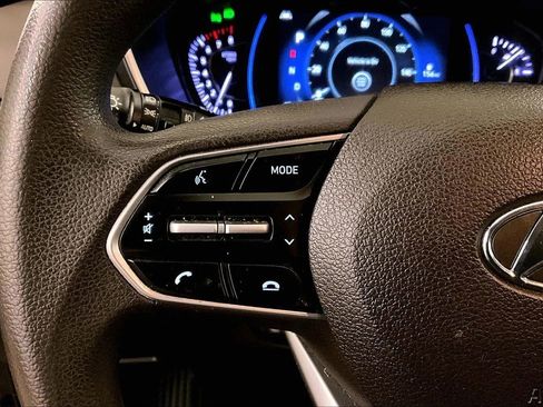 Used 2019 Hyundai Santa Fe SEL image 17