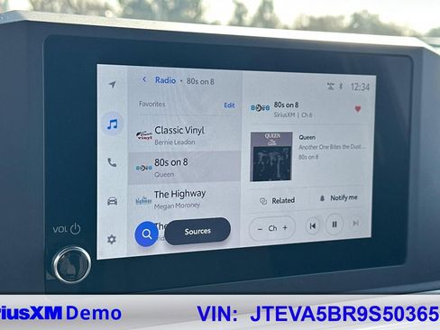 Certified 2025 Toyota 4Runner SR5 image 36