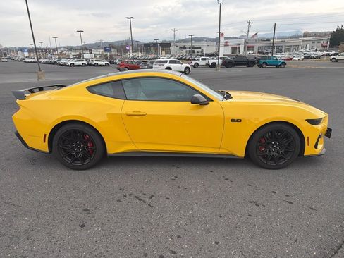 Used 2024 Ford Mustang GT Premium w/ GT Performance Package image 6