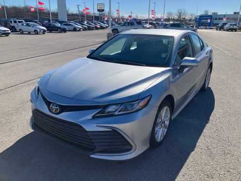 Used 2023 Toyota Camry LE w/ Convenience Package image 2