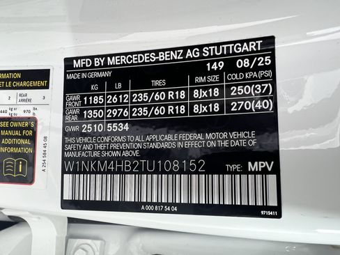 Used 2026 Mercedes-Benz GLC 300 4MATIC image 32
