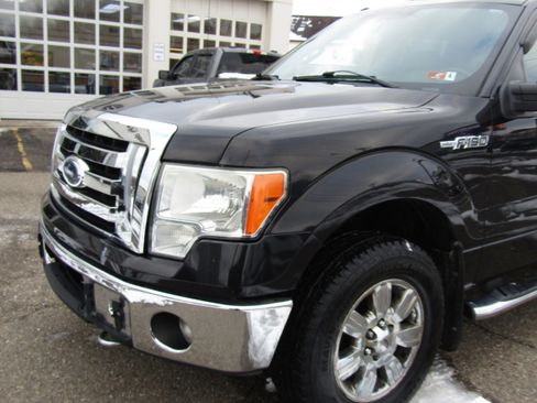 Used 2012 Ford F150 XLT w/ XTR Pkg image 3