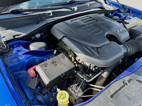 Used 2018 Dodge Charger SXT w/ Blacktop Package image 26