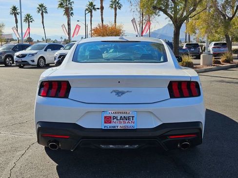 Used 2024 Ford Mustang Coupe RWD image 7