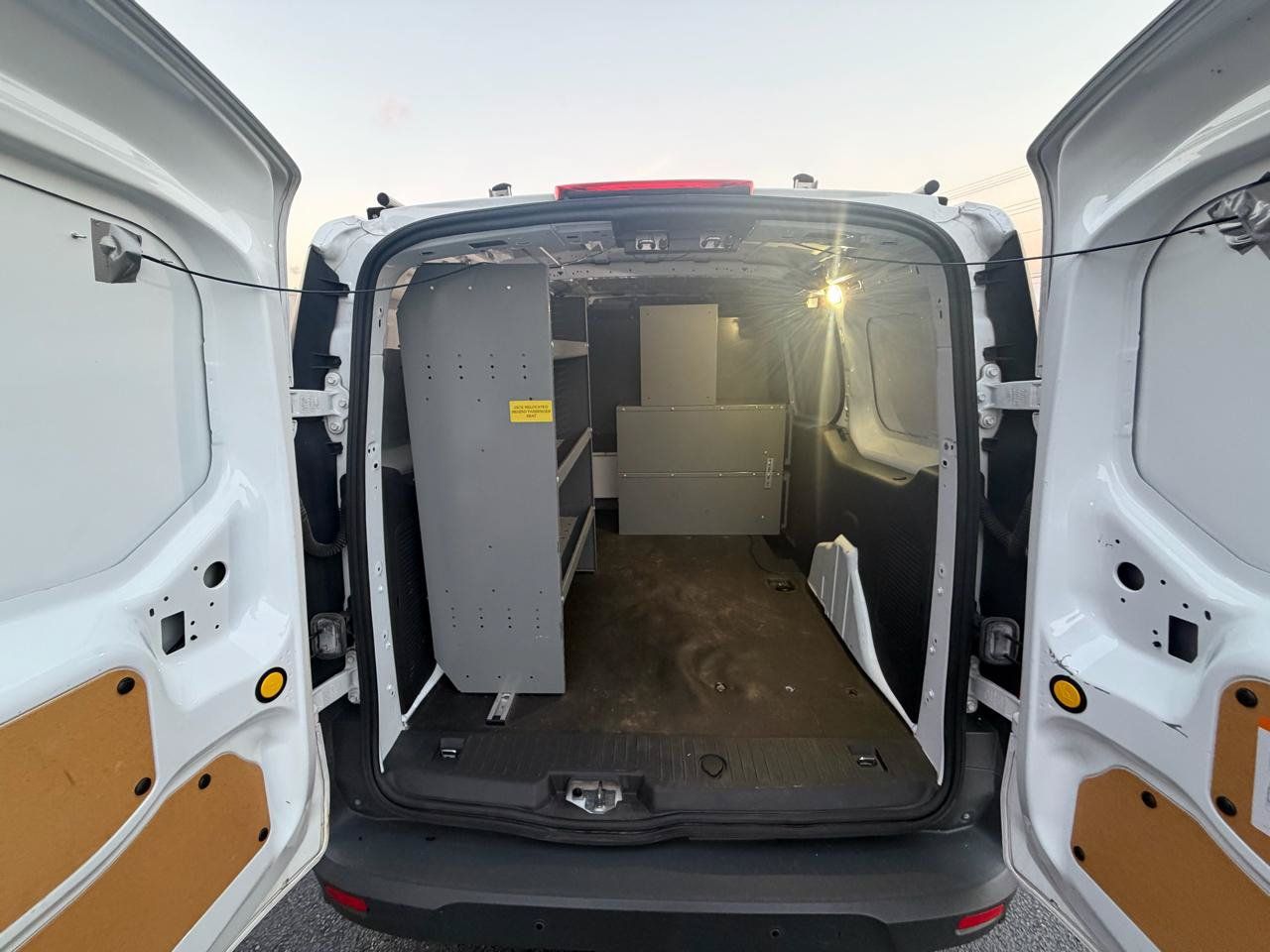 Used 2017 Ford Transit Connect XL FWD image 12