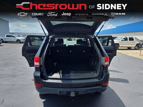 Used 2013 Jeep Grand Cherokee Laredo AWD/4WD image 14