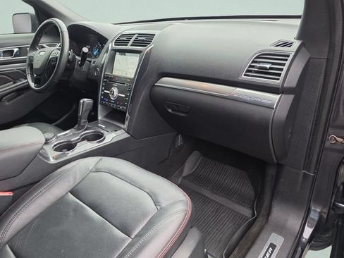 Used 2017 Ford Explorer Sport w/ Equipment Group 401A AWD/4WD image 23