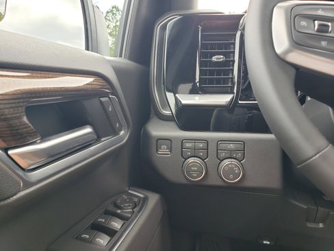 New 2026 Chevrolet Silverado 1500 LT AWD/4WD image 12