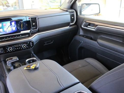 Used 2025 Chevrolet Silverado 1500 LT w/ LPO, Dark Essentials Package AWD/4WD image 15