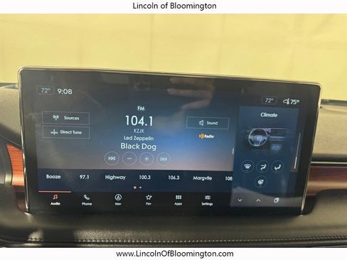 Used 2023 Lincoln Nautilus Reserve w/ Monochromatic Package AWD/4WD image 21