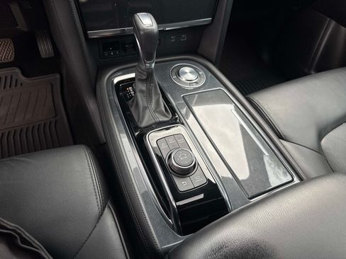 Used 2023 Nissan Armada SL w/ Midnight Edition Package RWD image 28