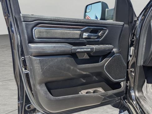 Used 2025 RAM 1500 Laramie AWD/4WD image 10