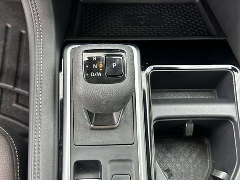 Used 2024 Nissan Pathfinder Platinum w/ Cargo Package FWD image 16