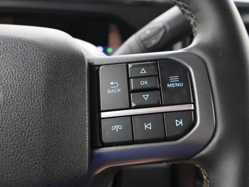Used 2025 Ford F250 Lariat w/ Lariat Ultimate Package AWD/4WD image 15