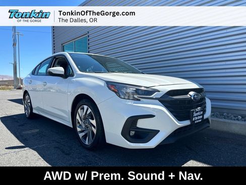 Used 2025 Subaru Legacy Limited AWD/4WD image 1