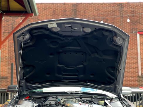 Used 2006 Ford Mustang GT Premium image 34