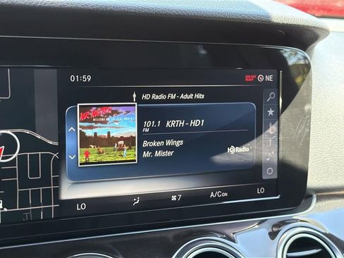 Used 2017 Mercedes-Benz E 300 image 15