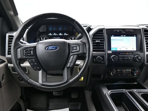 Used 2019 Ford F150 XLT w/ Equipment Group 302A Luxury AWD/4WD image 14