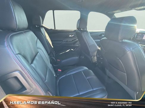 Used 2023 Chevrolet Traverse RS image 29