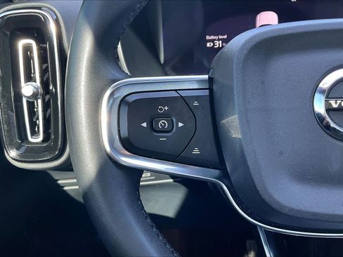 Used 2023 Volvo C40 P8 Recharge Ultimate image 20