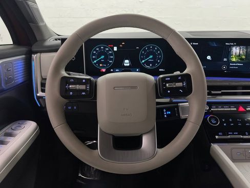 Used 2024 Hyundai Santa Fe Limited w/ Tow & Go Package image 17