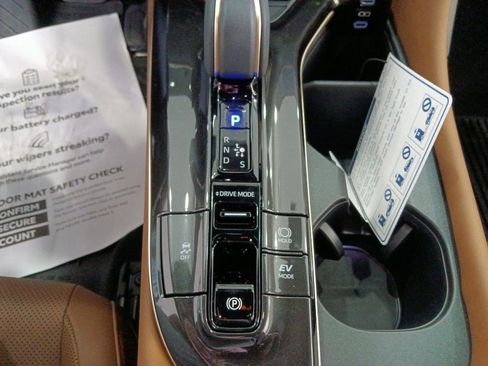 New 2026 Toyota Crown Signia AWD/4WD image 28