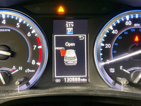 Used 2014 Toyota Highlander Limited image 23