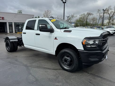Used 2024 RAM 3500 Tradesman w/ Max Tow Package RWD image 2
