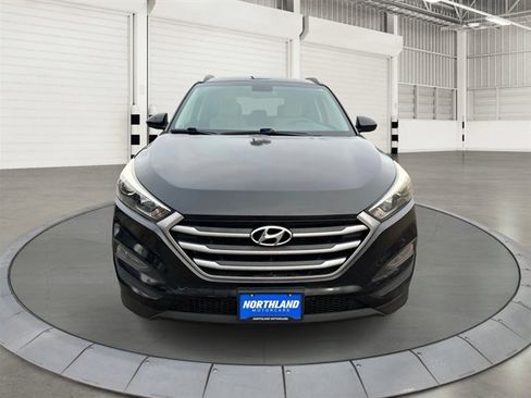 Used 2017 Hyundai Tucson SE image 8
