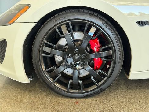 Used 2014 Maserati GranTurismo Sport image 8