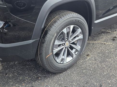 New 2026 Chevrolet Equinox LT w/ Safety and Technology Package FWD image 9
