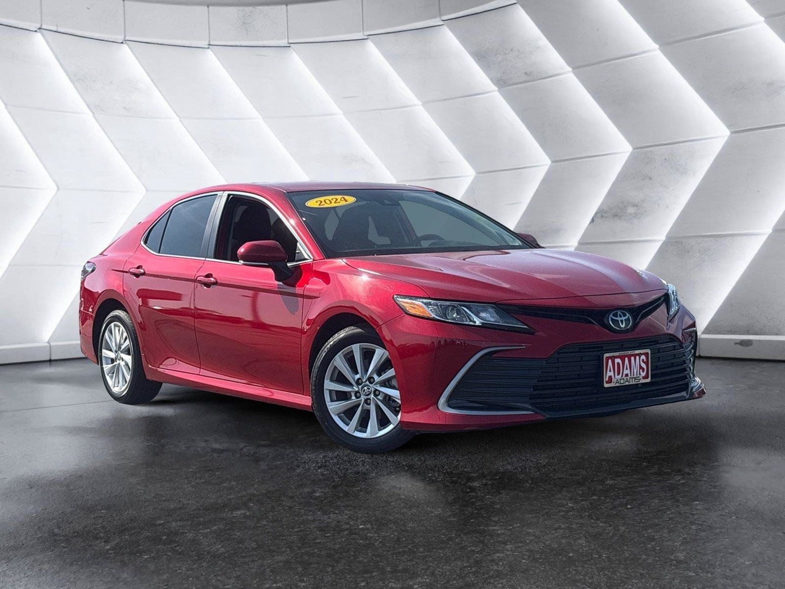 Certified 2024 Toyota Camry LE w/ Convenience Package FWD image 1